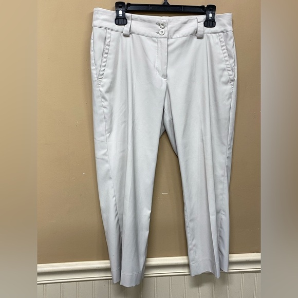 Nike Golf Tour Performance Dri Fit Womens Capri Beige Size 8 - Picture 1 of 5